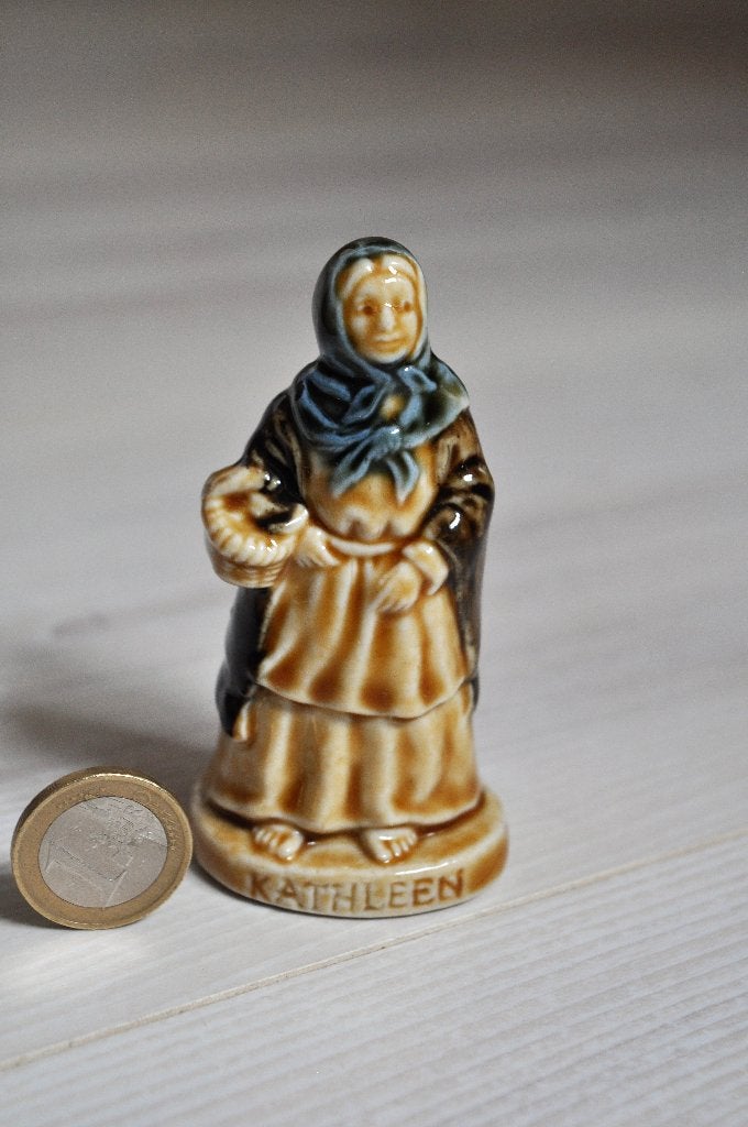 Beeldje Wade Kathleen 8,5 cm, Verzamelen, Beelden en Beeldjes, Ophalen of Verzenden, Gebruikt, Mens
