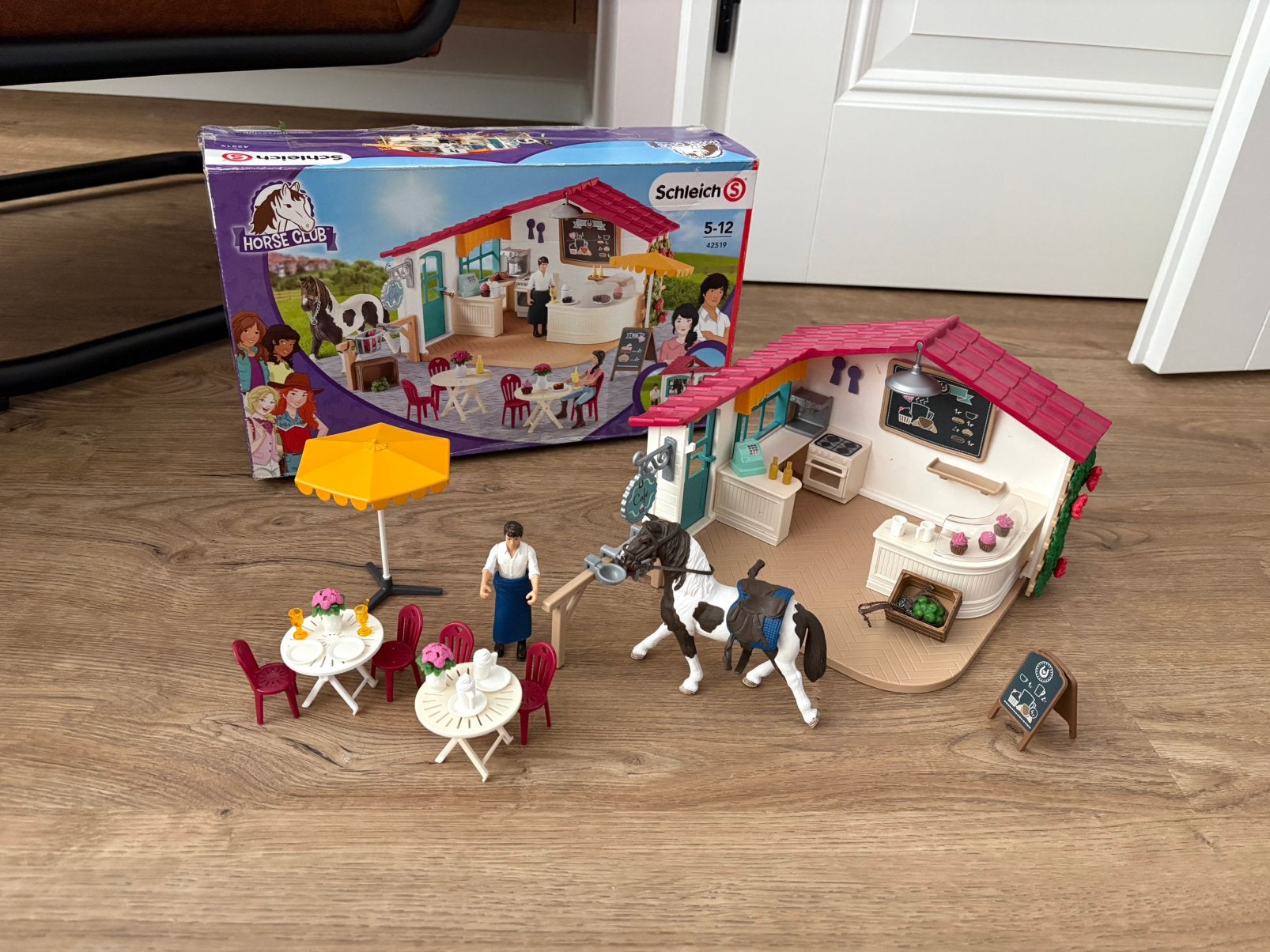 Schleich set horse club 42519 cafe, Ophalen of Verzenden, Zo goed als nieuw