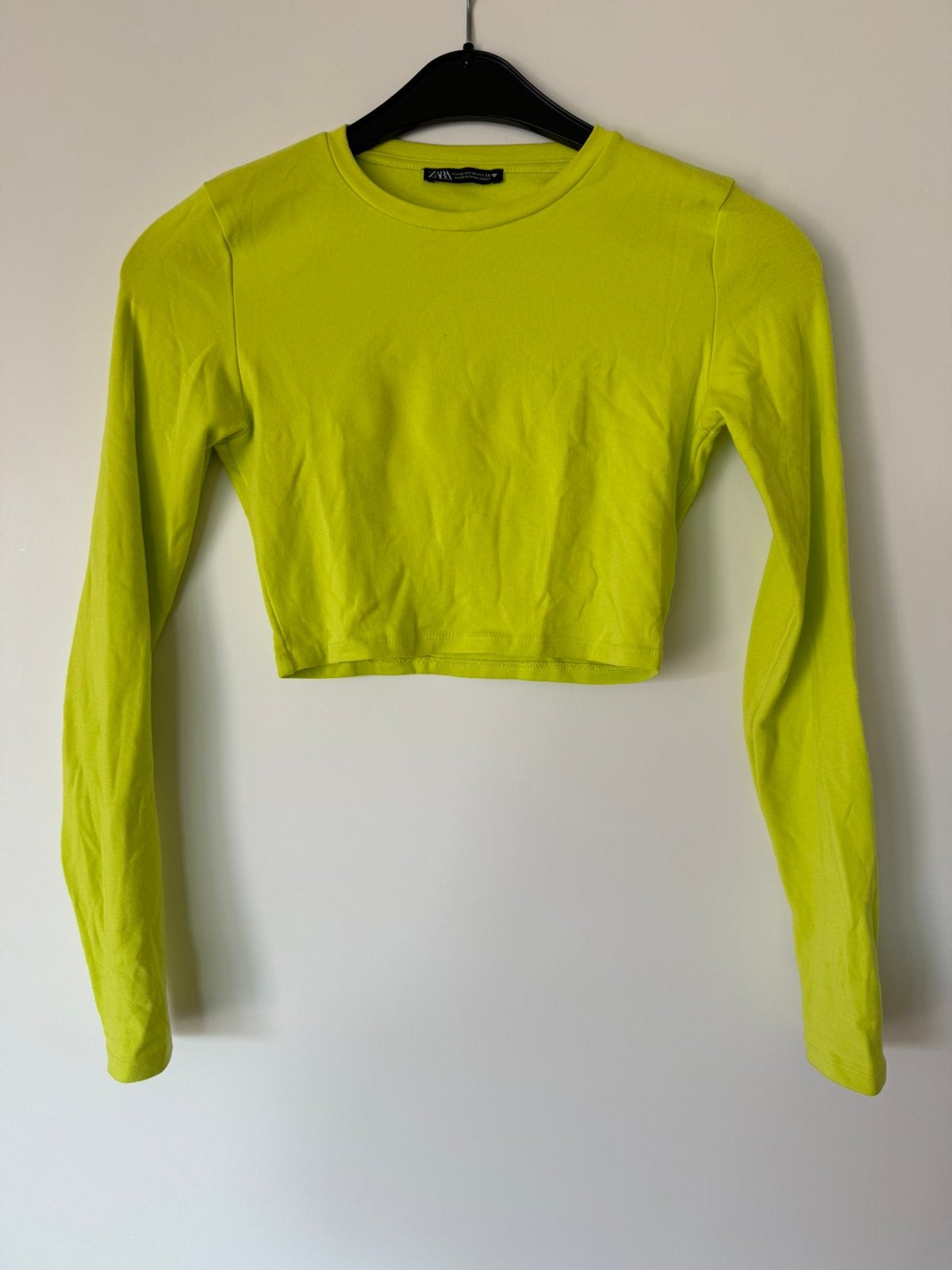 ZARA neon lime crop top met lange mouwen – maat M, Kleding | Dames, Maat 38/40 (M), Ophalen of Verzenden, Lange mouw, Gedragen