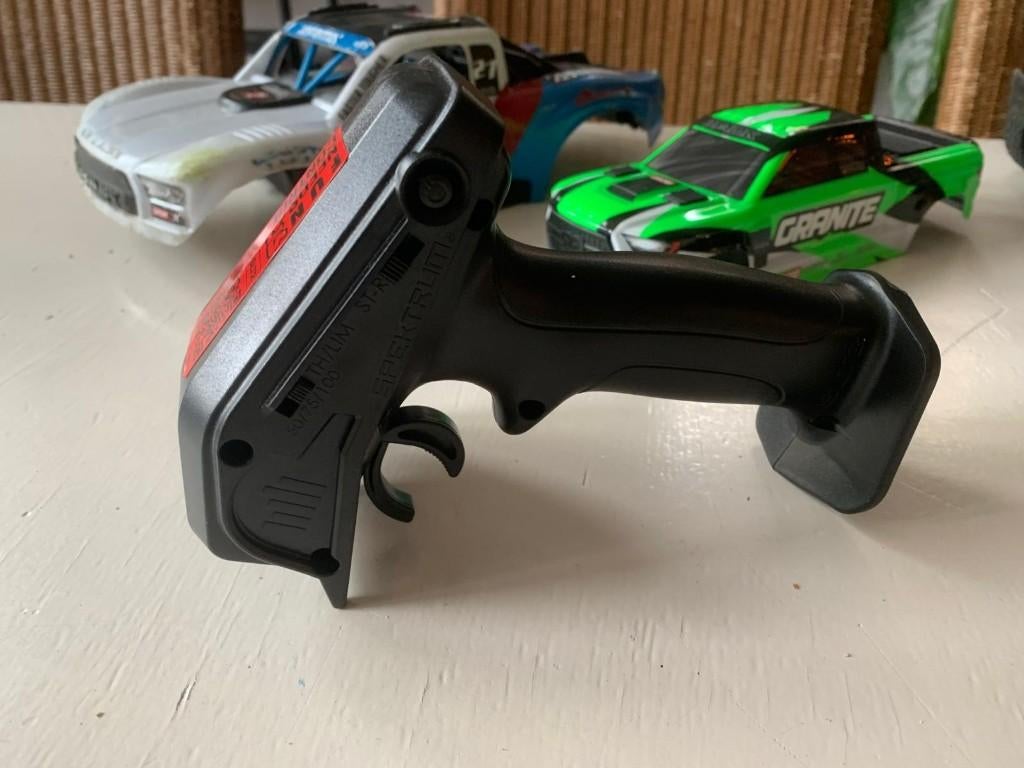 ARRMA Grom Spektrum SLT2 zender NIEUW, Ophalen of Verzenden, Nieuw, Overige schalen, Onderdeel