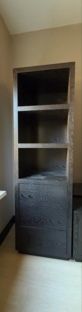 Mango houten kast 55x180 cm - Stijlvol en functioneel, Ophalen, Gebruikt, 50 tot 100 cm, 150 tot 200 cm