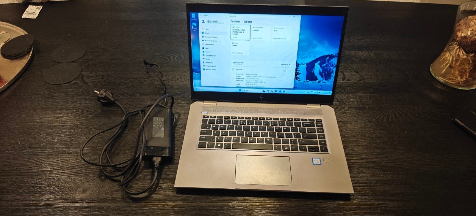 HP ZBook Studio G5 - i7-8750H, 16GB RAM, 238GB SSD, Ophalen, Gebruikt, Met videokaart, 2 tot 3 Ghz