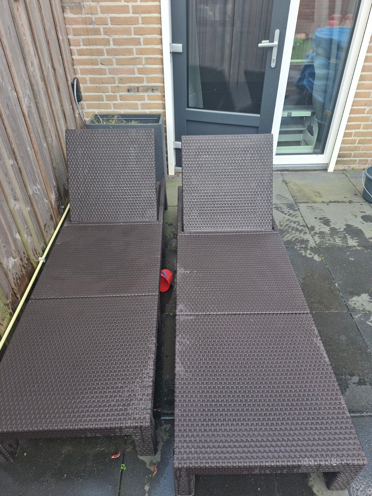 2x Ligbedden - Bruin Wicker - Verstelbaar - Allibert, Ophalen, Gebruikt, Wicker, Verstelbaar
