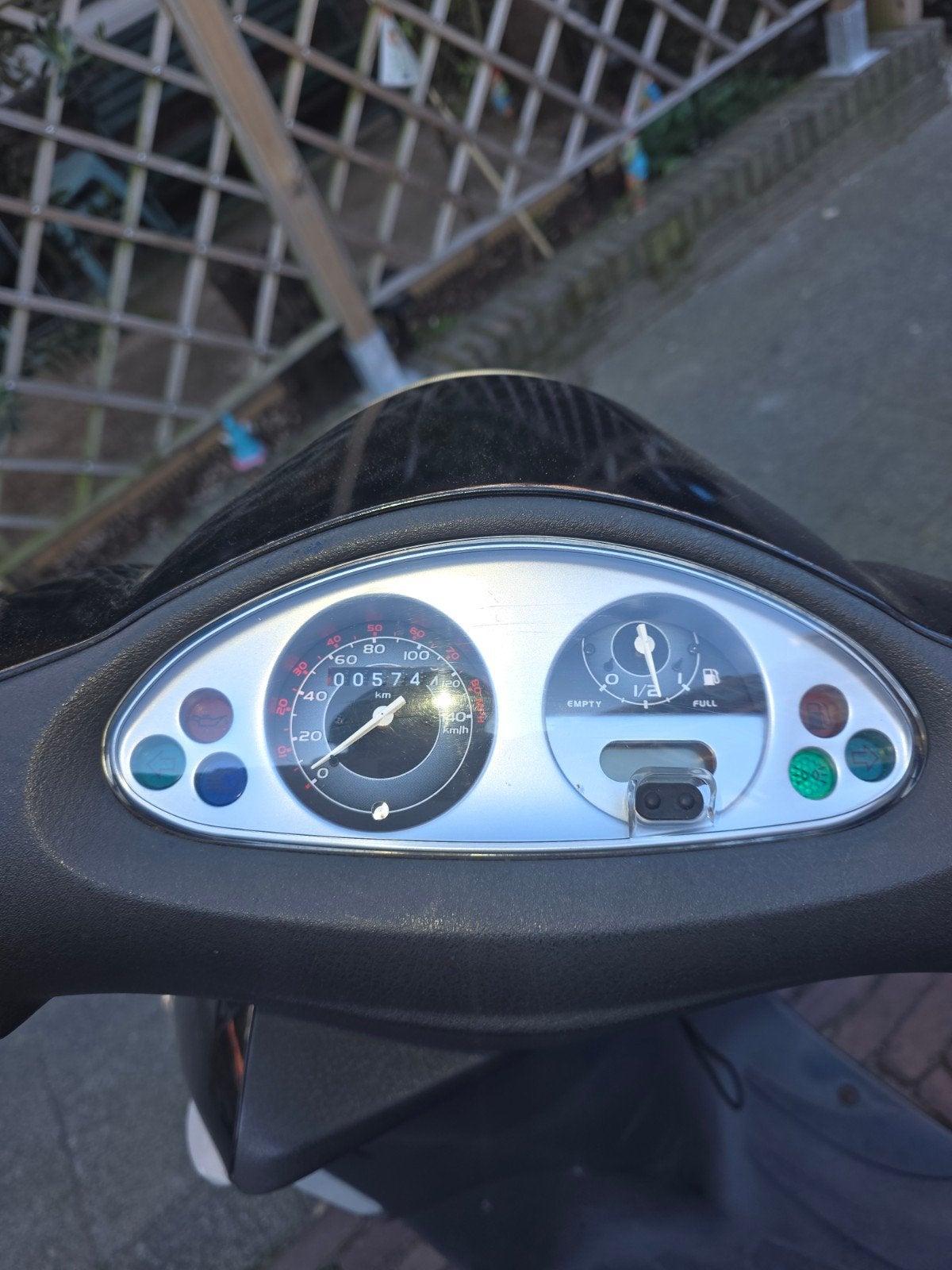 Piaggio fly 125cc, Ophalen of Verzenden, Zo goed als nieuw, Benzine, Piaggio