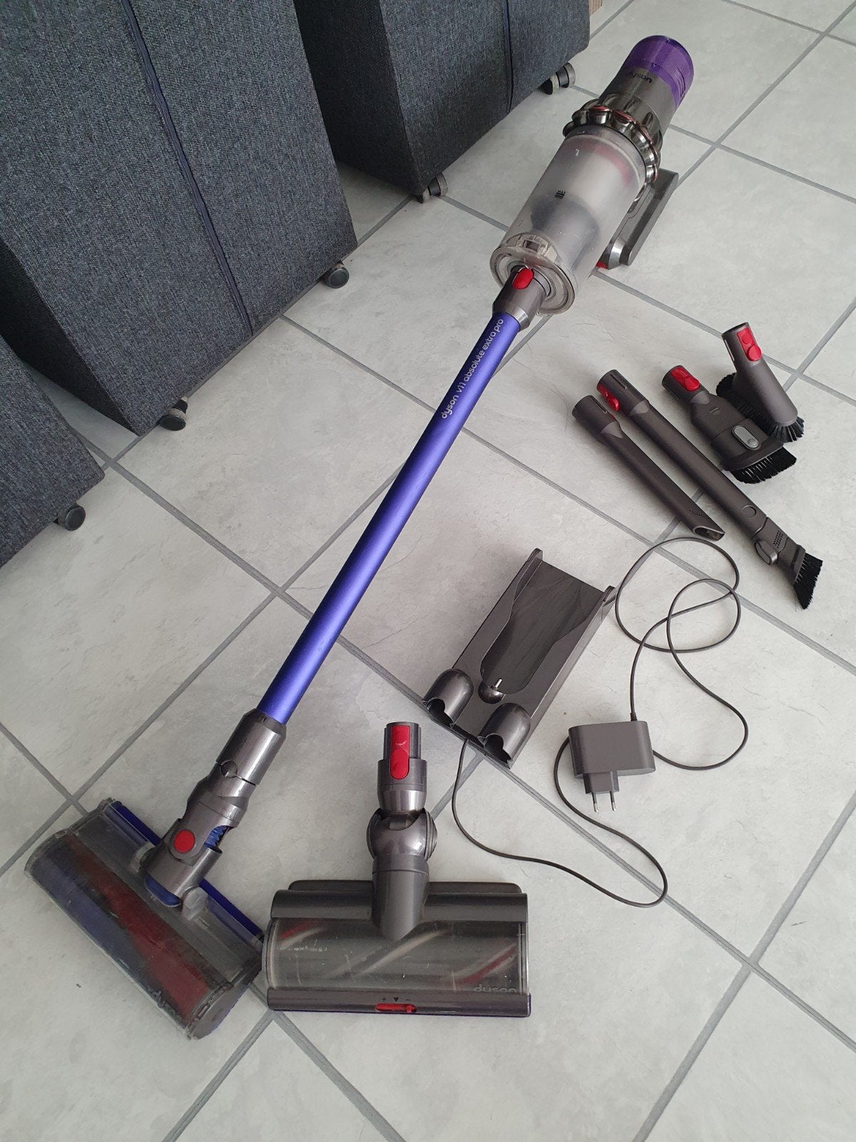 Dyson V11 twv 600euro, Ophalen of Verzenden, Zo goed als nieuw