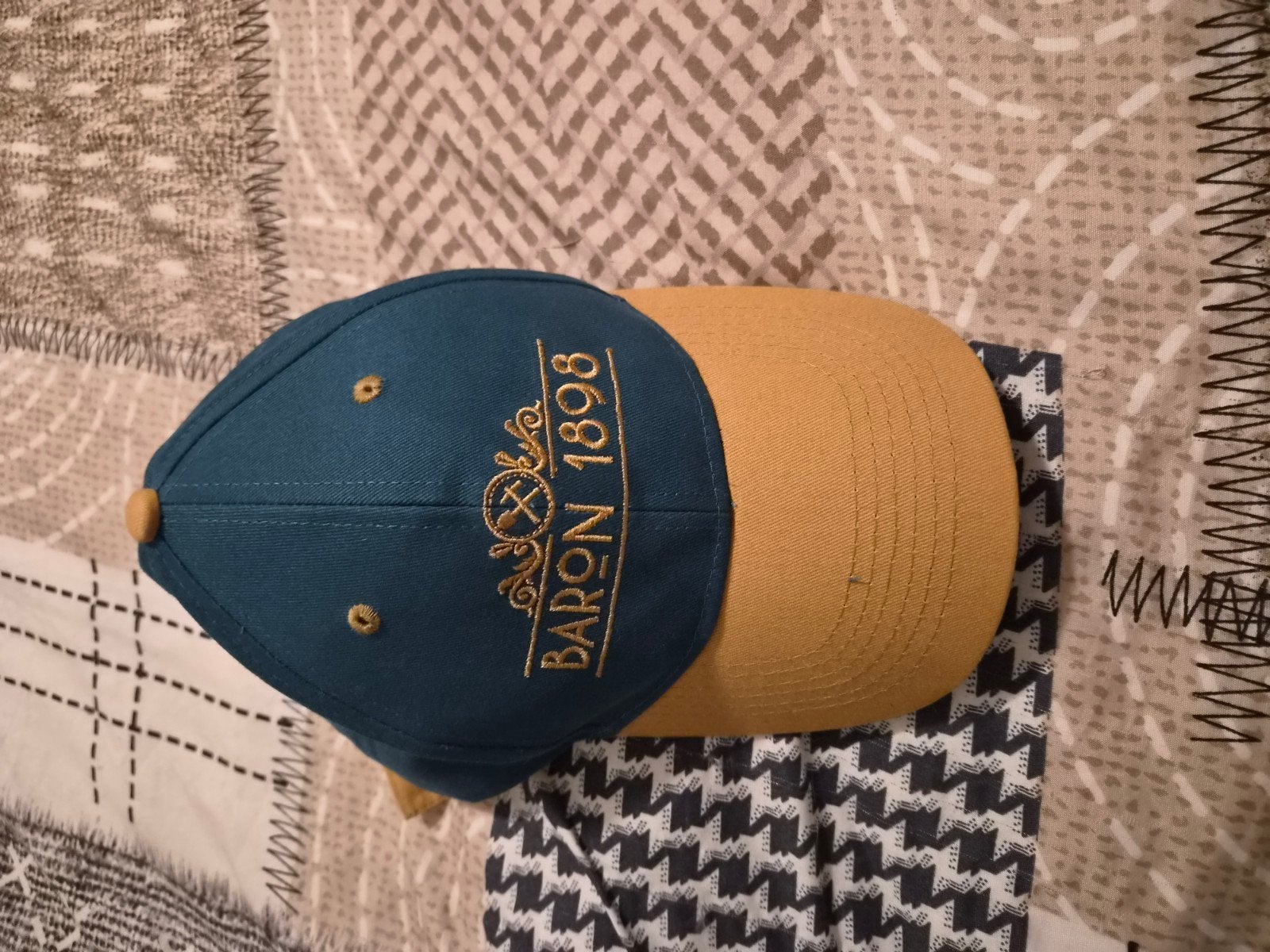 Baron 1898 Efteling pet - Zo goed als nieuw, Ophalen, Zo goed als nieuw