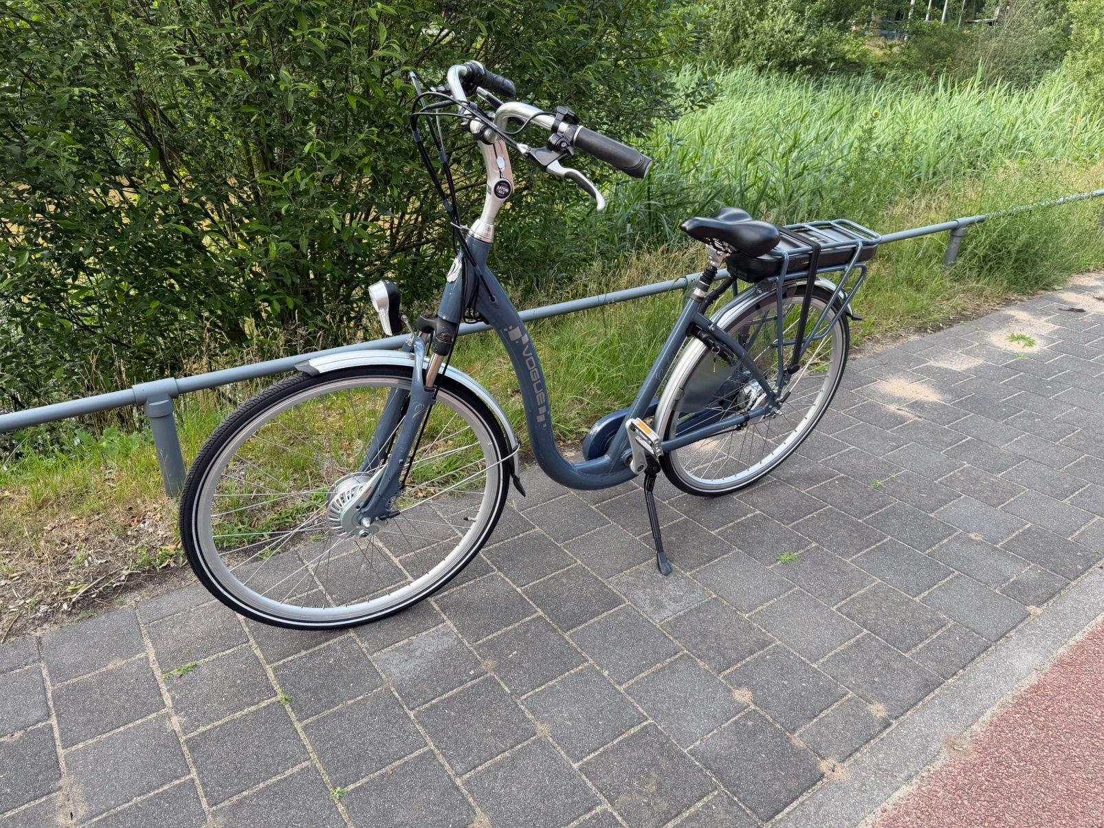 Vogue extra lage instap Elektrische Fiets,28 inch,werk prima, 50 tot 53 cm, Ophalen of Verzenden, Zo goed als nieuw, Versnellingen