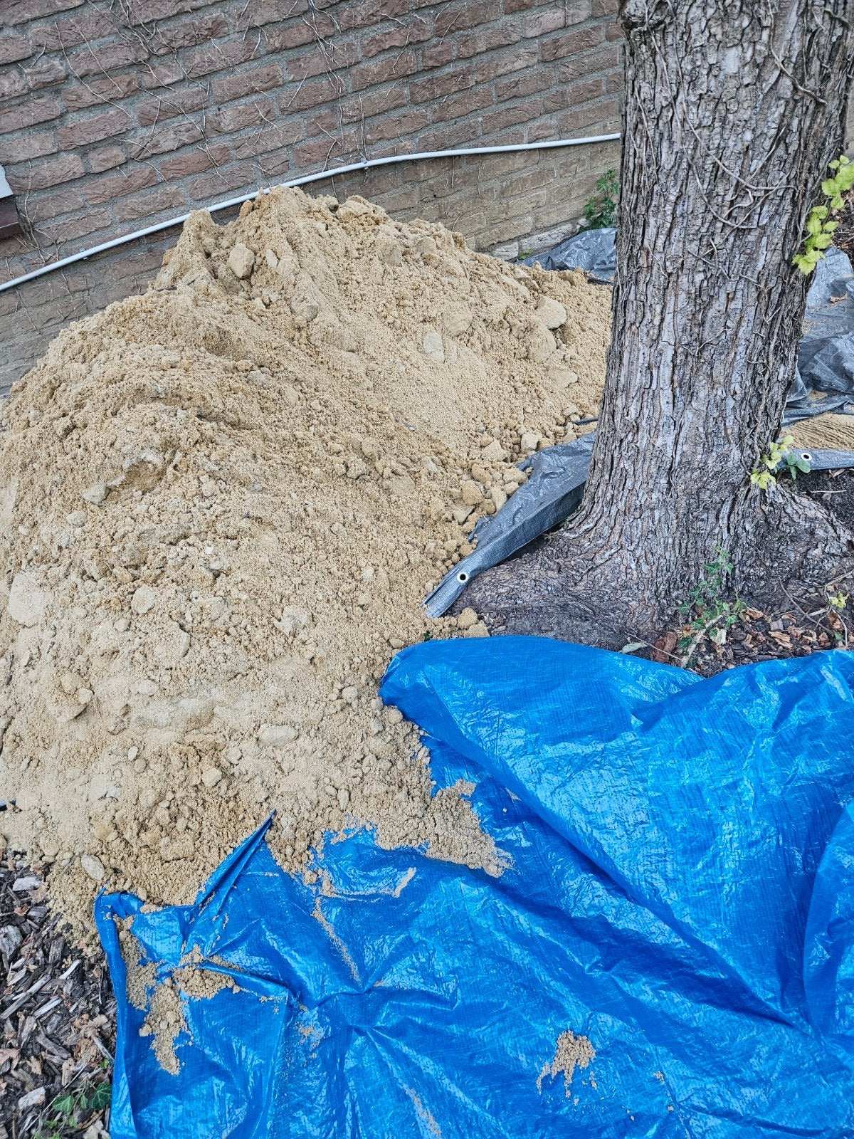 Gratis af te halen ~8m3 gele ophoogzand, Tuin en Terras, Zand, Ophalen, Ophoogzand