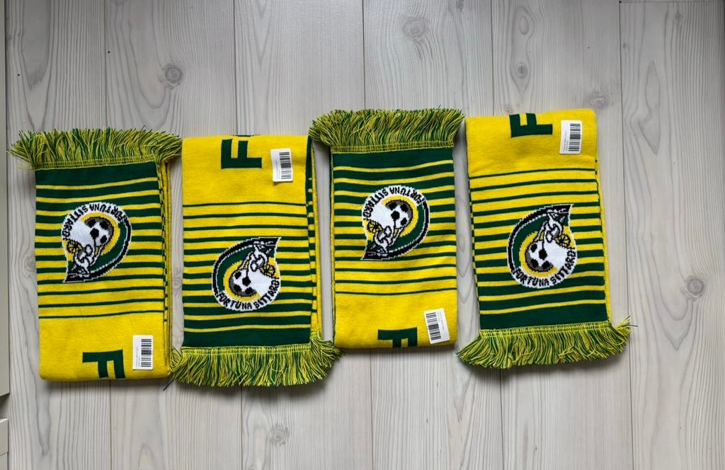 Fortuna Sittard sjalen (voetbalshirt), Ophalen of Verzenden, Zo goed als nieuw, Overige binnenlandse clubs, Shirt