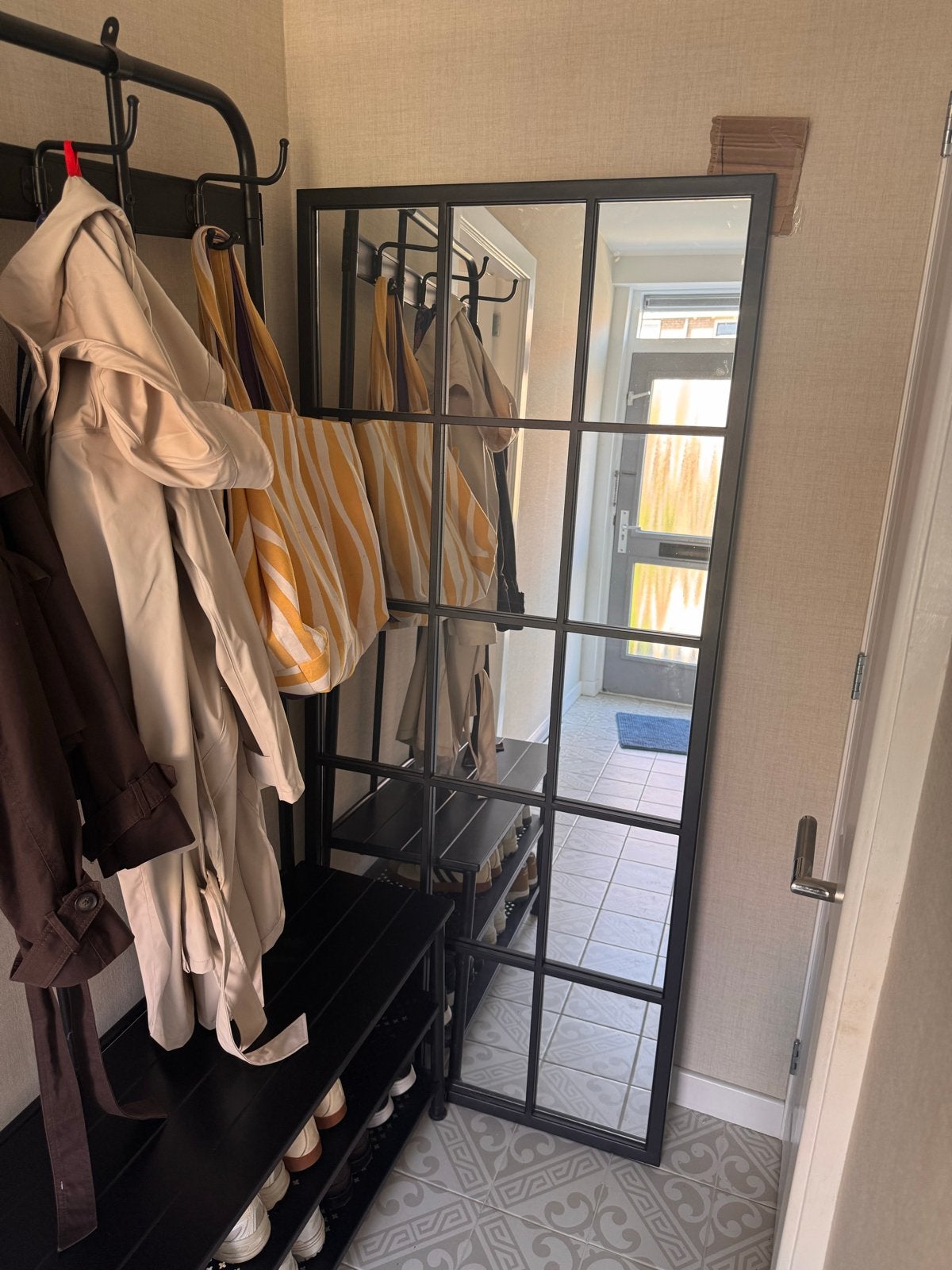 Grote spiegel met zwart metalen frame, Huis en Inrichting, Ophalen, Gebruikt, 75 tot 100 cm, 150 tot 200 cm