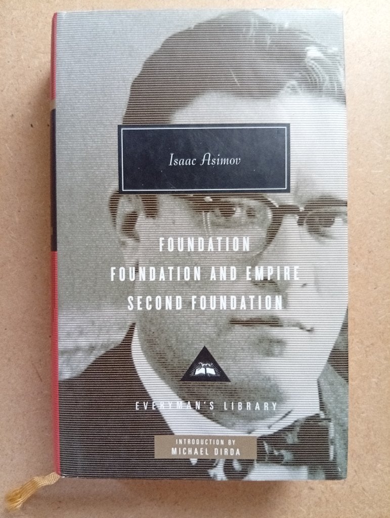 Isaak Asimov - Foundation Trilogy, Boeken, Science fiction, Zo goed als nieuw, Ophalen of Verzenden