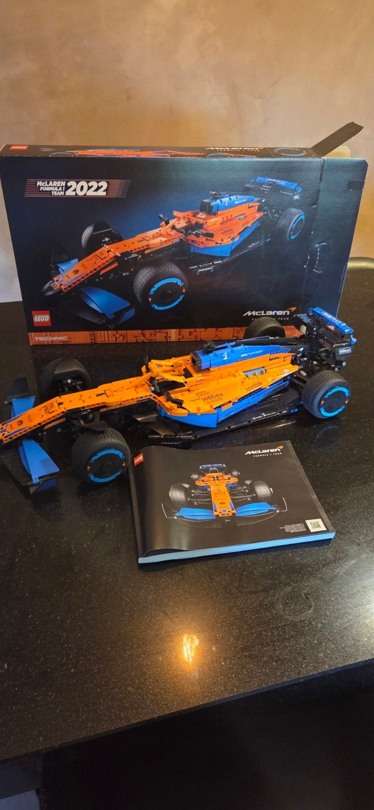 LEGO Technic McLaren Formule 1 Racewagen. Met doos en boek!, Auto, Groter dan 1:32, Zo goed als nieuw, Ophalen