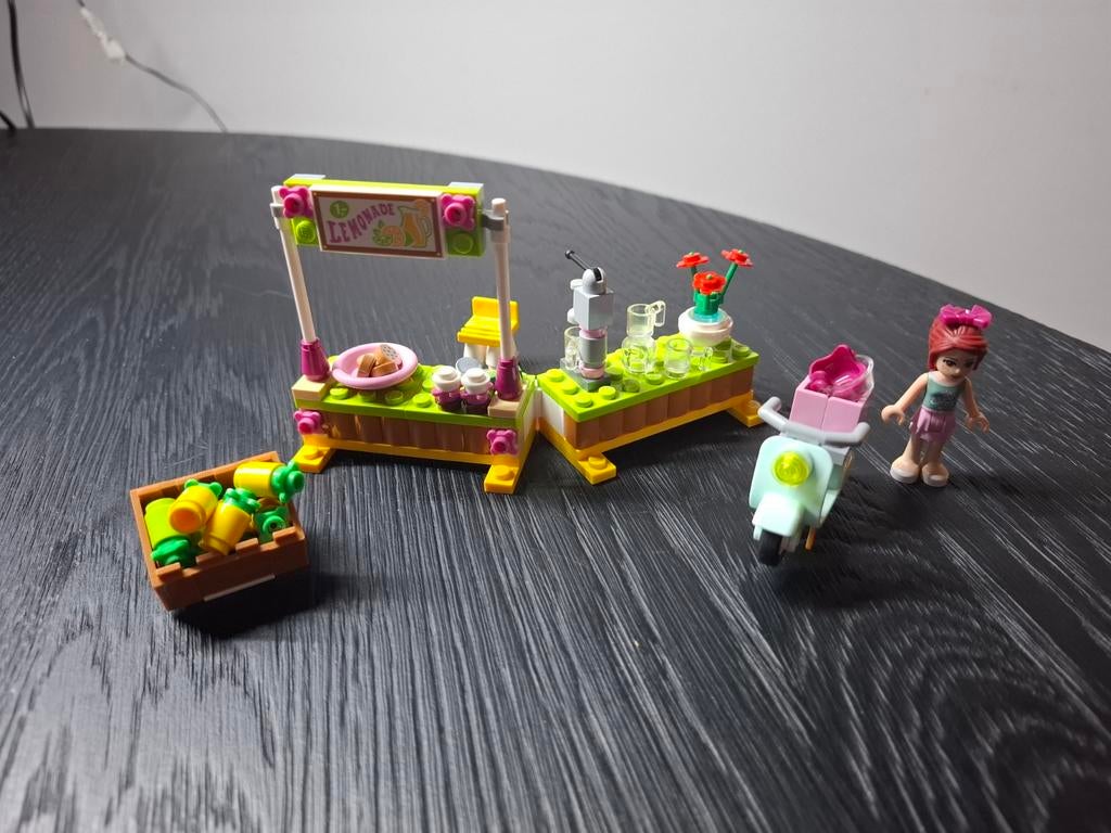 Lego 41027 (lego friends limonadekraampje), Ophalen of Verzenden, Zo goed als nieuw