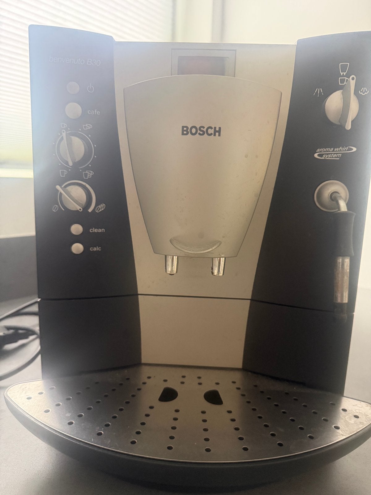 Bosch Benvenuto B30 voor Koffie, Esspresso’s, Cappuccino’s, Ophalen, Gebruikt, Koffiemachine, Koffiebonen