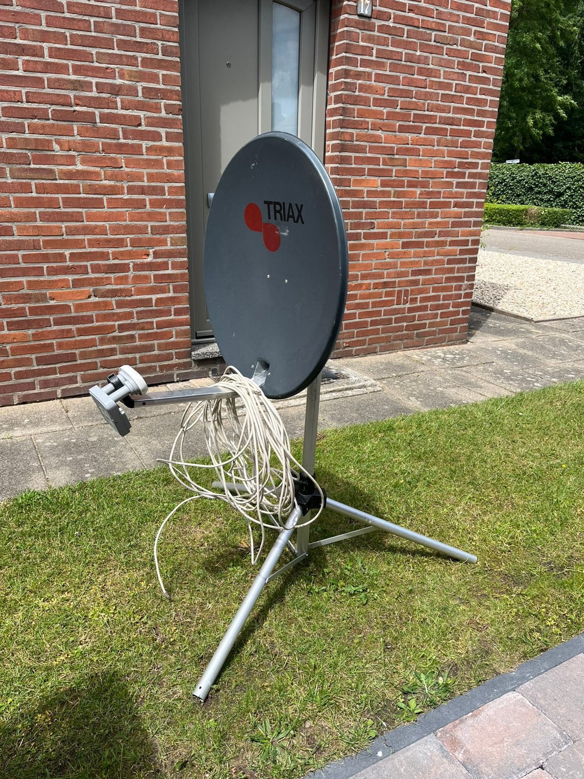 Schotelantenne 60 cm, Ophalen, Gebruikt, Overige merken