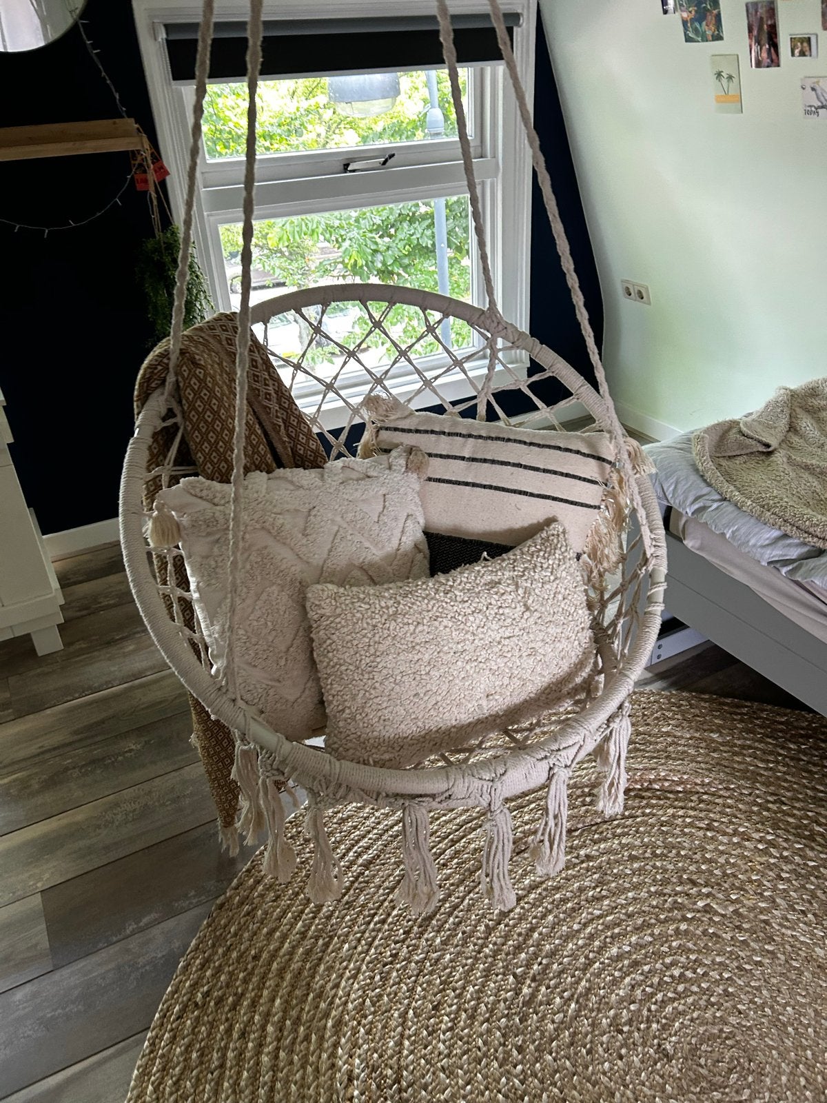 Boho hangstoel met kussens - perfect voor ontspanning, Huis en Inrichting, Stoelen, Ophalen, Wit, Zo goed als nieuw, Eén