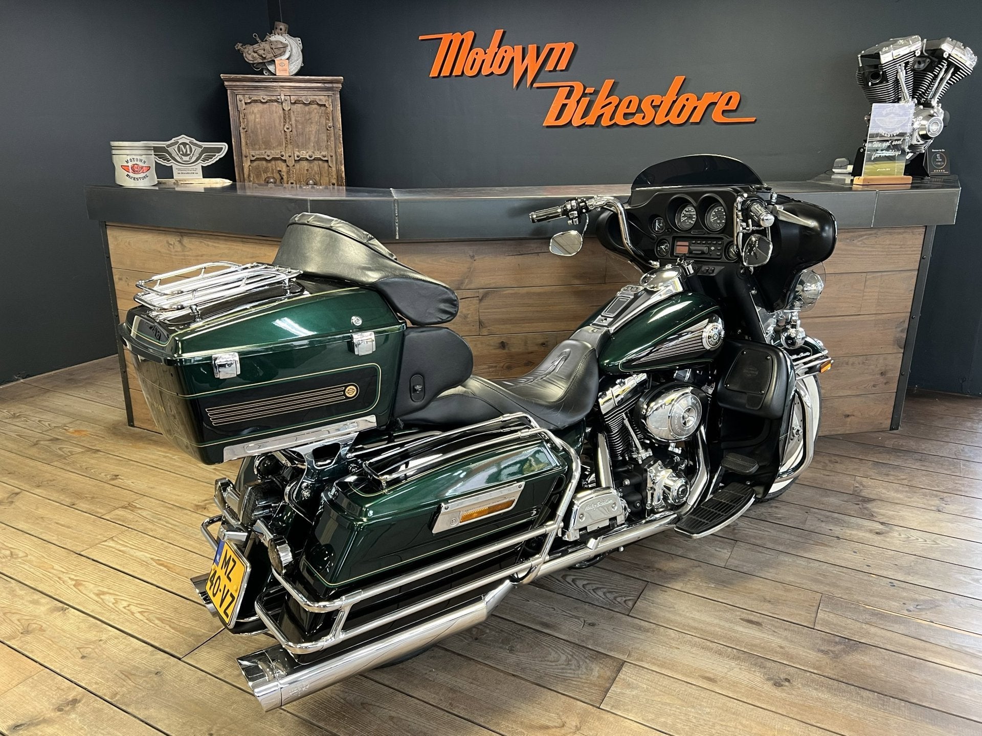Harley Davidson FLHTCUI Ultra Glide White Wall Tires Vance &, Bedrijf, Meer dan 35 kW, Overig
