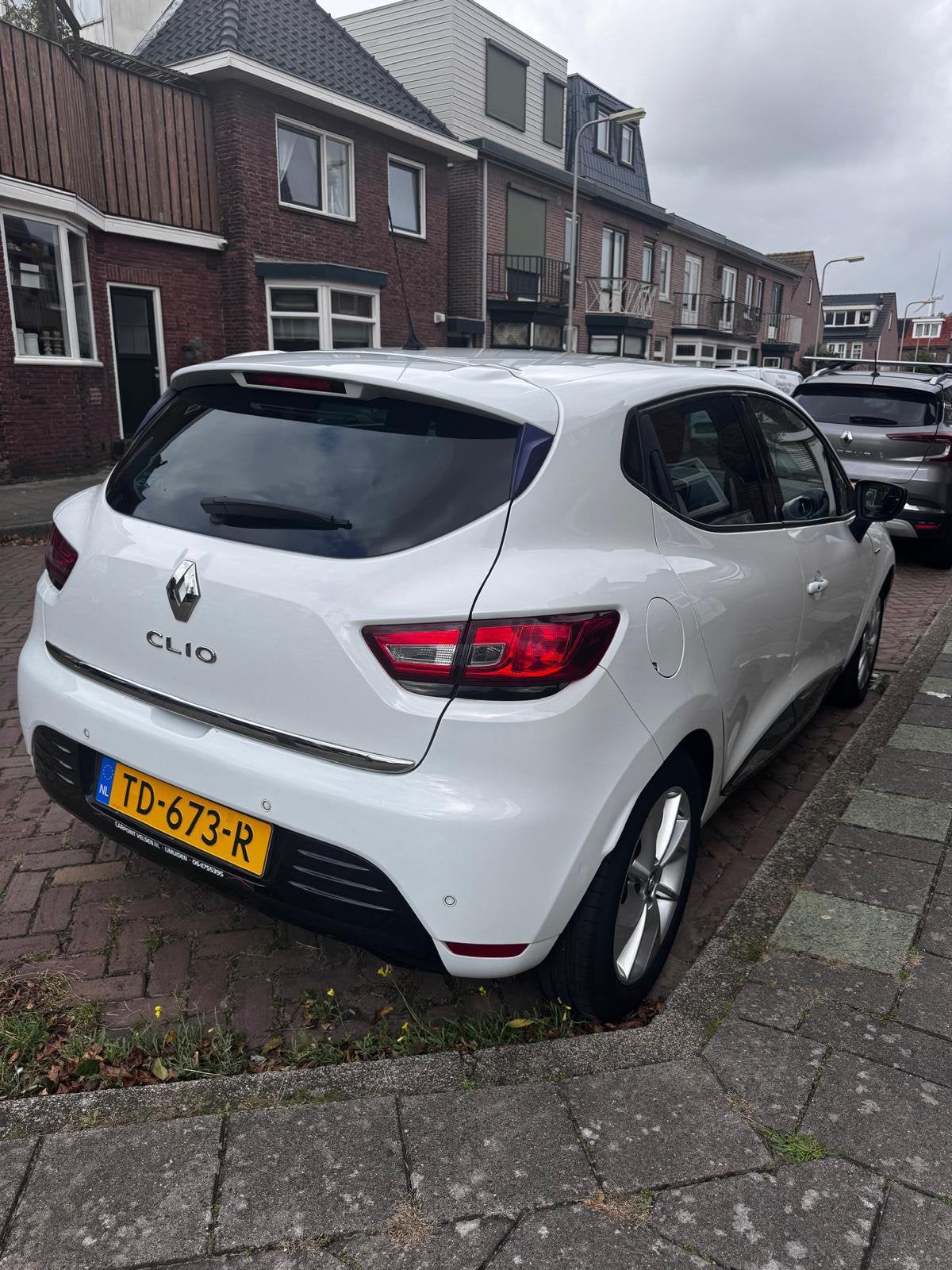 Renault Clio Energy TCe 90pk Eco2 S&S 2017 Wit, 898 cc, Stof, 4 cilinders, 1200 kg