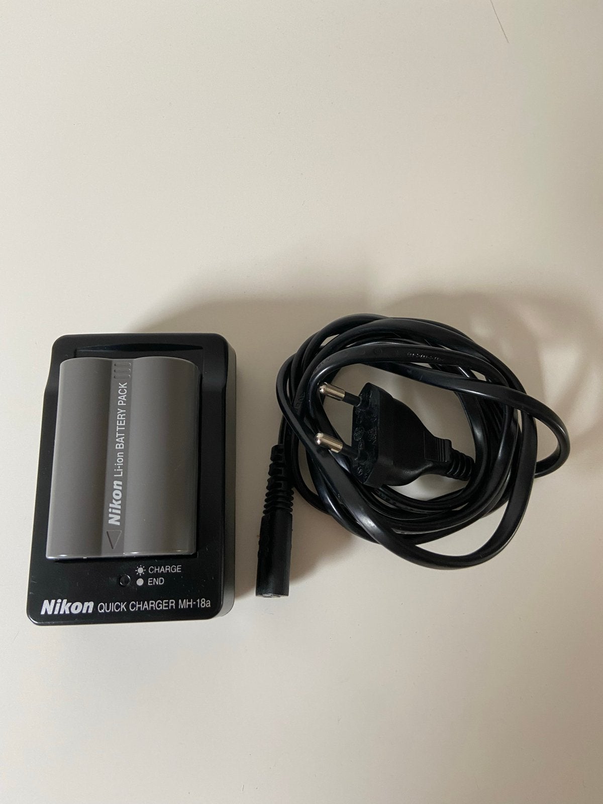 Nikon MH-18a snellader met accu voor camera, Ophalen, Gebruikt