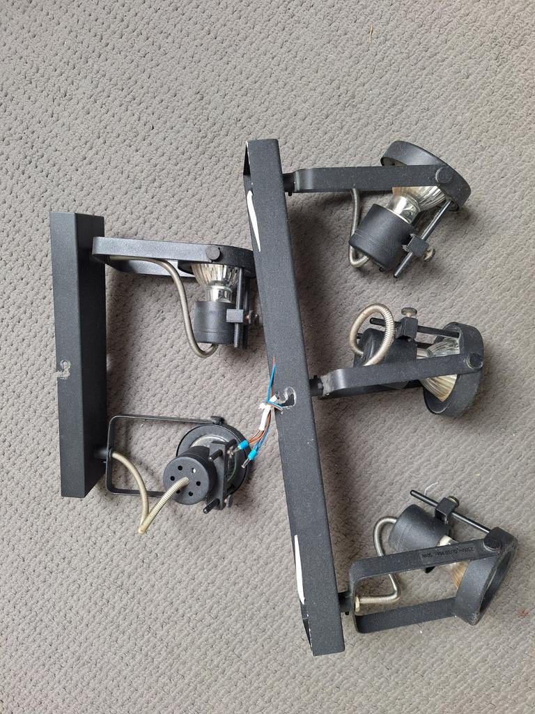 2x spotjes, Ophalen