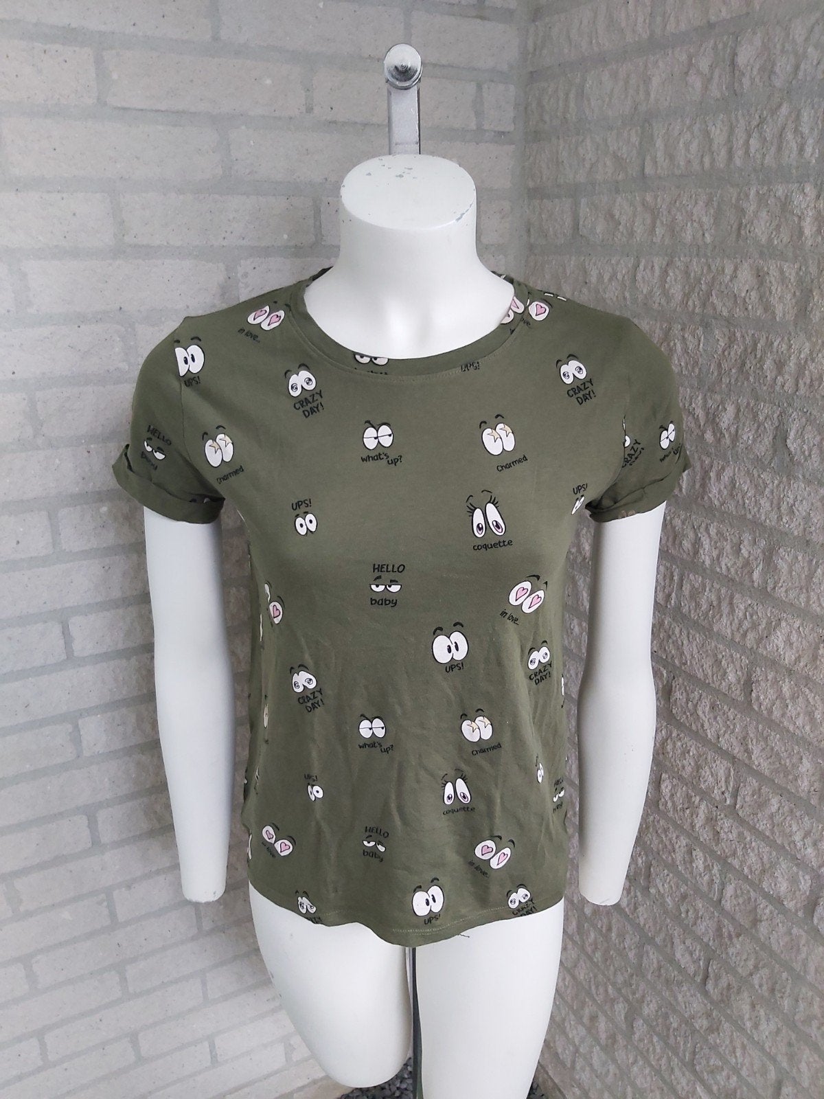 Khaki shirt van Berhska maat M, Maat 38/40 (M), Nieuw, Ophalen of Verzenden, Korte mouw