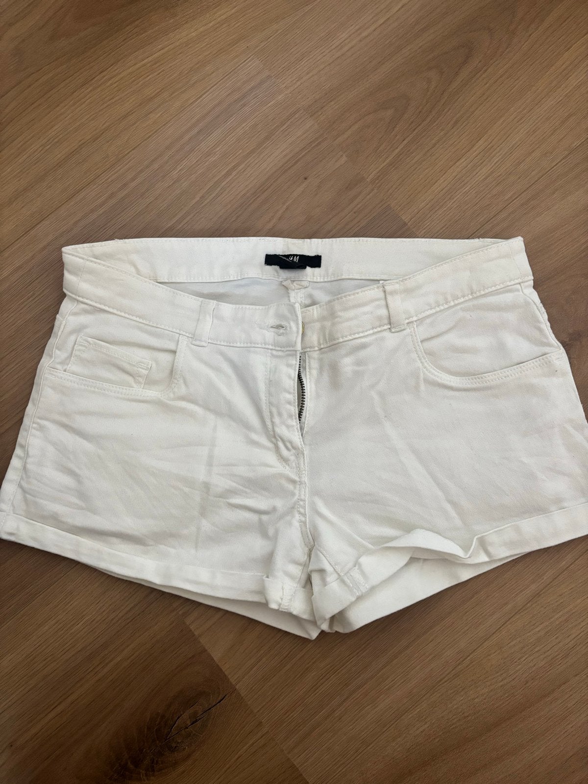 H&M witte korte broek, maat 36, Kort, Wit, Ophalen of Verzenden, Zo goed als nieuw