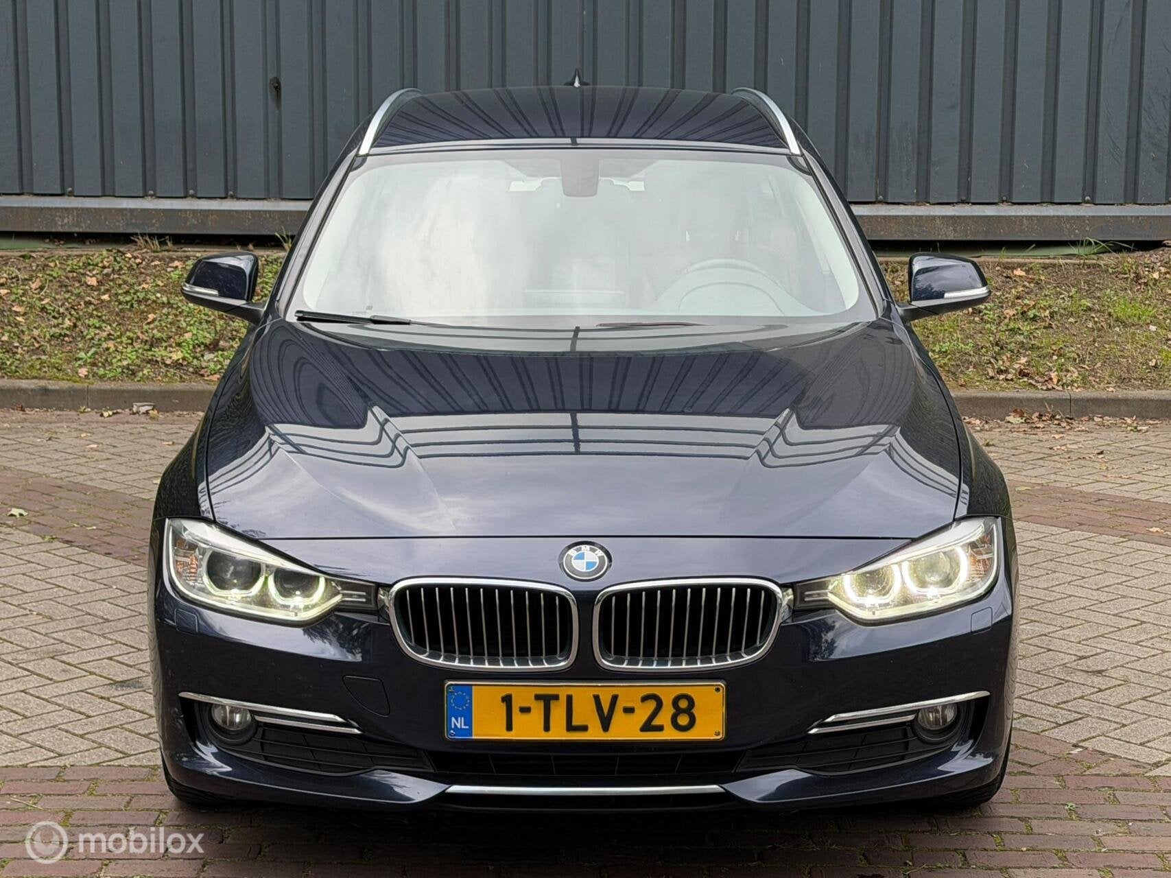 BMW 3-serie Touring 320d Automaat|Stoelverw|Vol Leer|Cruise, Auto's, Automaat, Achterwielaandrijving, 4 cilinders, Blauw