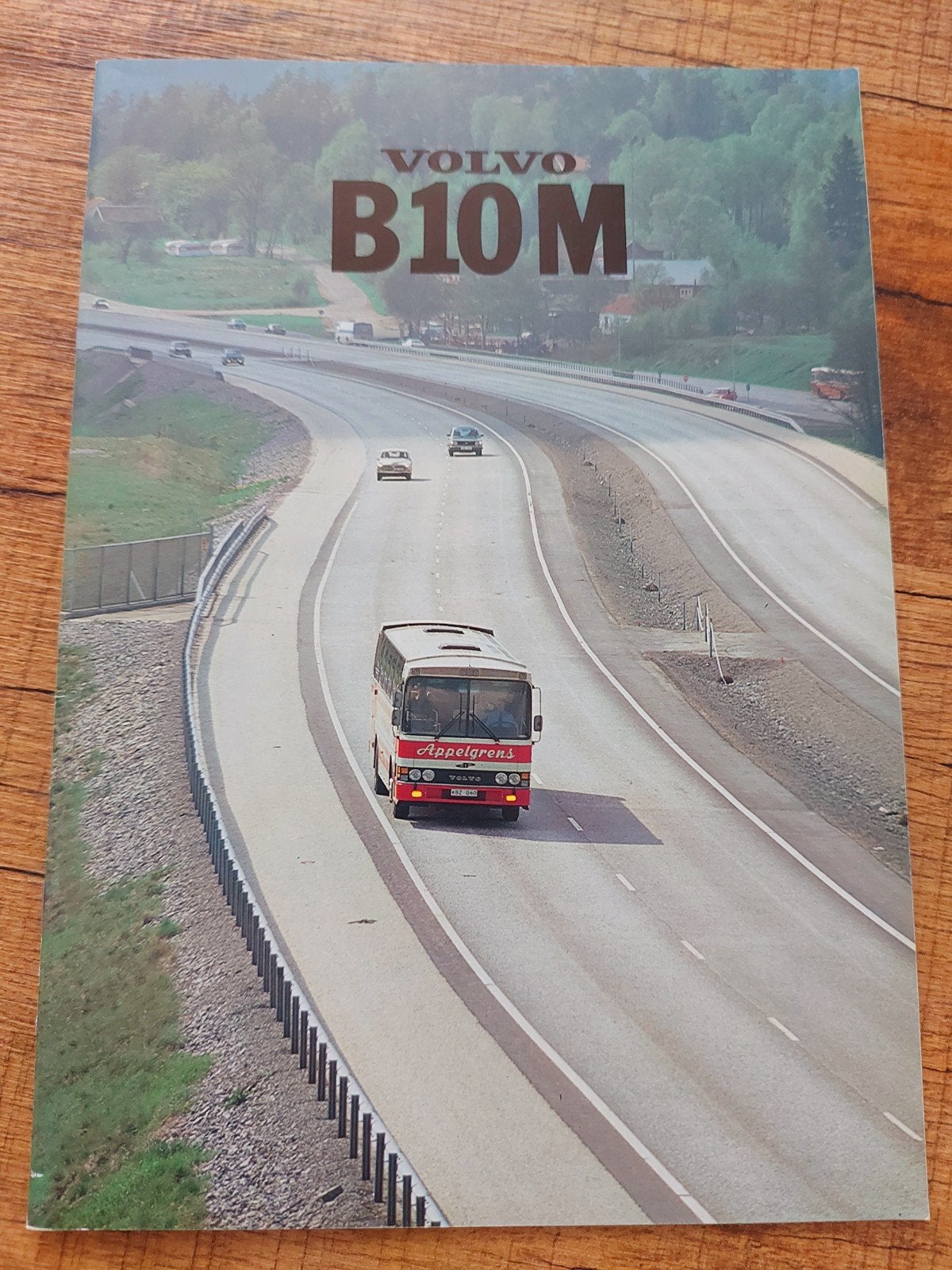 1979 keurige Volvo B 10 M bus / coach folder NL + specific., Ophalen of Verzenden, Zo goed als nieuw, Volvo
