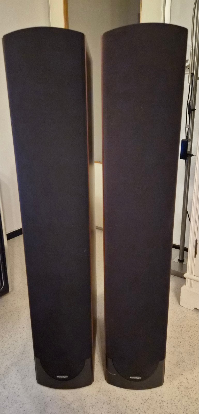 Paradigm Monitor 9 v.6 vloerstaande luidsprekers set 150€