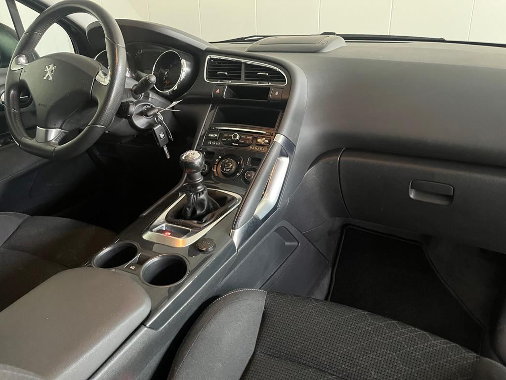 Peugeot 3008 1.2 PureTech Style Airco, Navigatie, LMV, Panod, Voorwielaandrijving, Gebruikt, Euro 6, 1199 cc