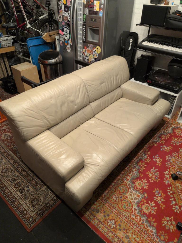 Vintage beige leren bank 2 zits, Ophalen, Gebruikt, 150 tot 200 cm, Tweepersoons