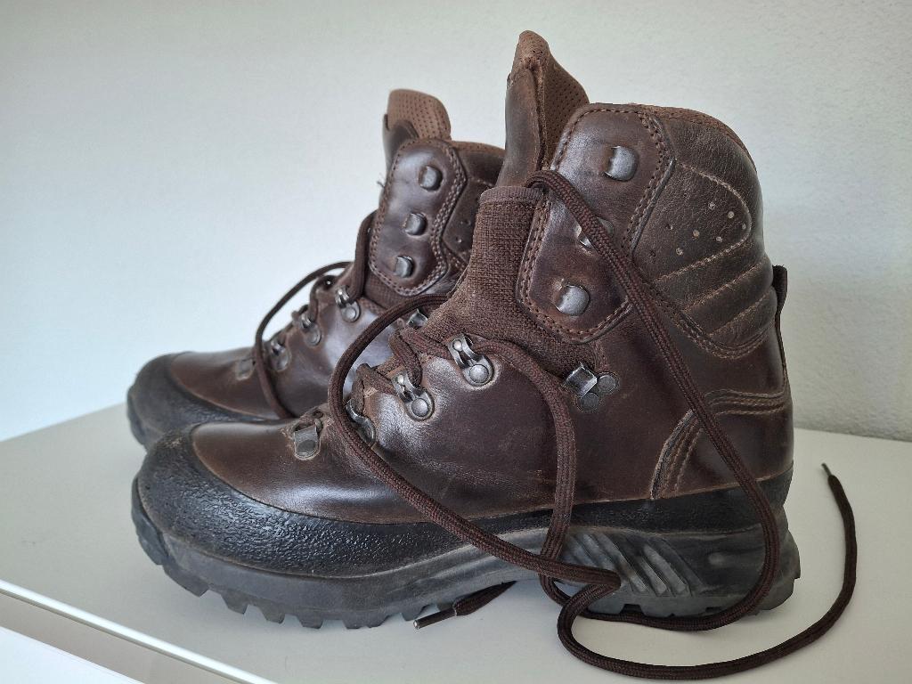 Hanwag bergschoenen, Sport en Fitness, Bergsport en Wandelen, Ophalen, Zo goed als nieuw, Schoenen