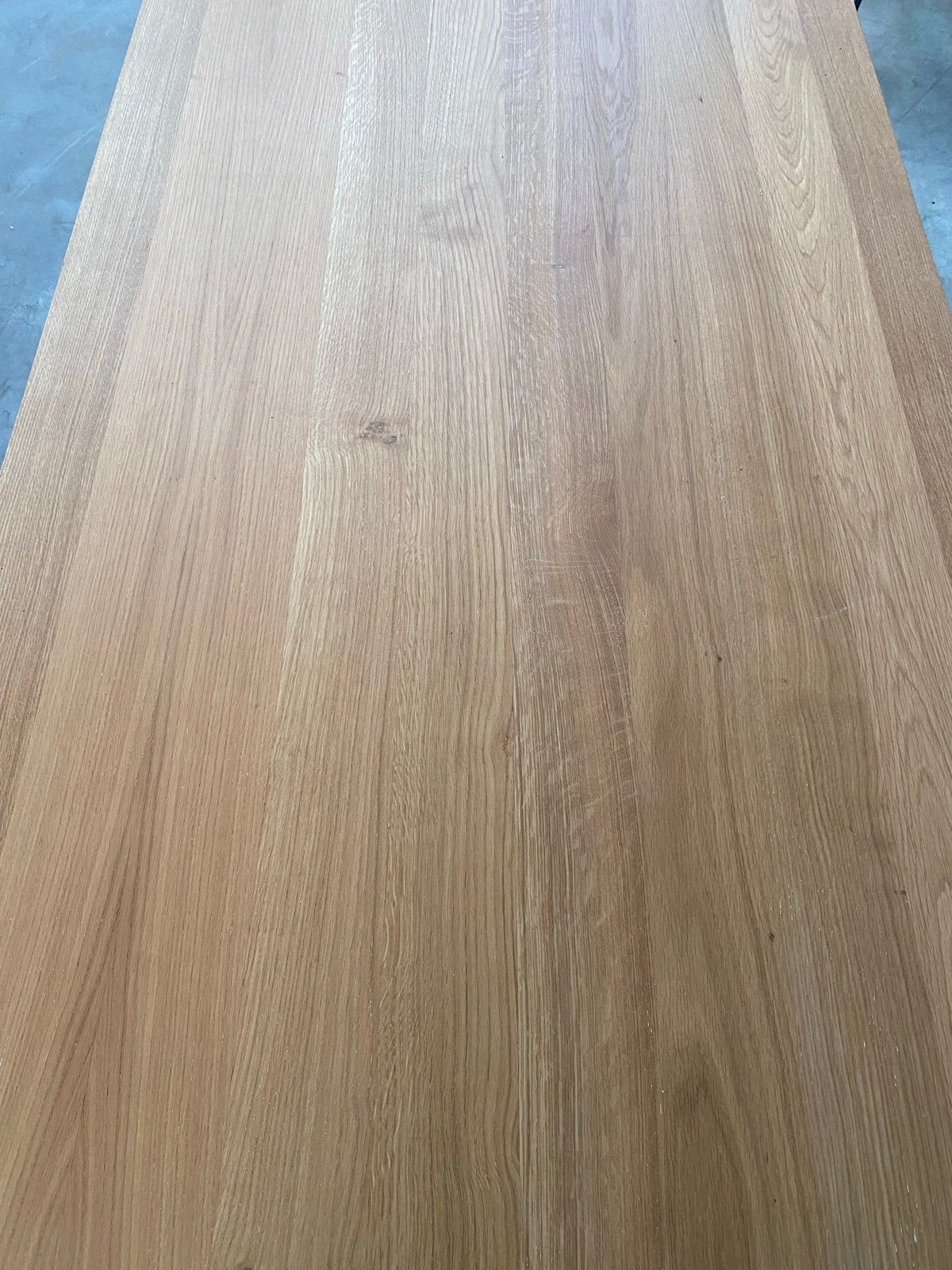 Studio Henk Eiken Eetkamertafel - Wit Onderstel, Huis en Inrichting, Ophalen, Eikenhout, 50 tot 100 cm, Zo goed als nieuw