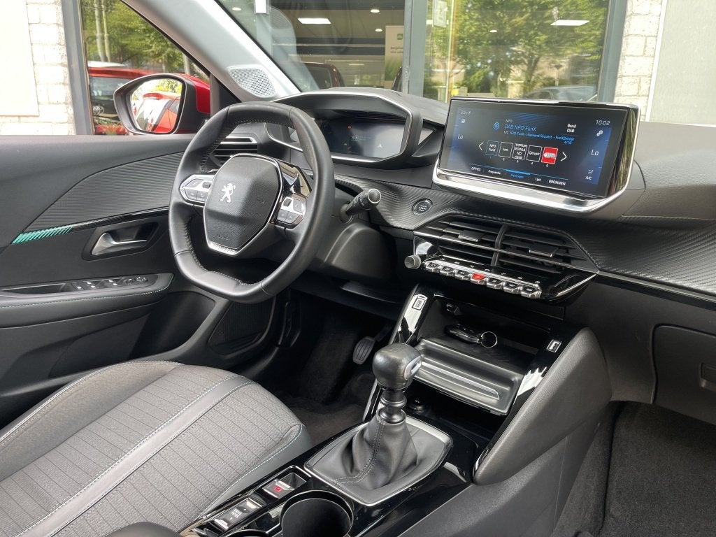 Peugeot 208 1.2 PureTech Allure 5-deurs LED | Distributie ve, Auto's, 101 pk, Gebruikt, Euro 6, Parkeersensor
