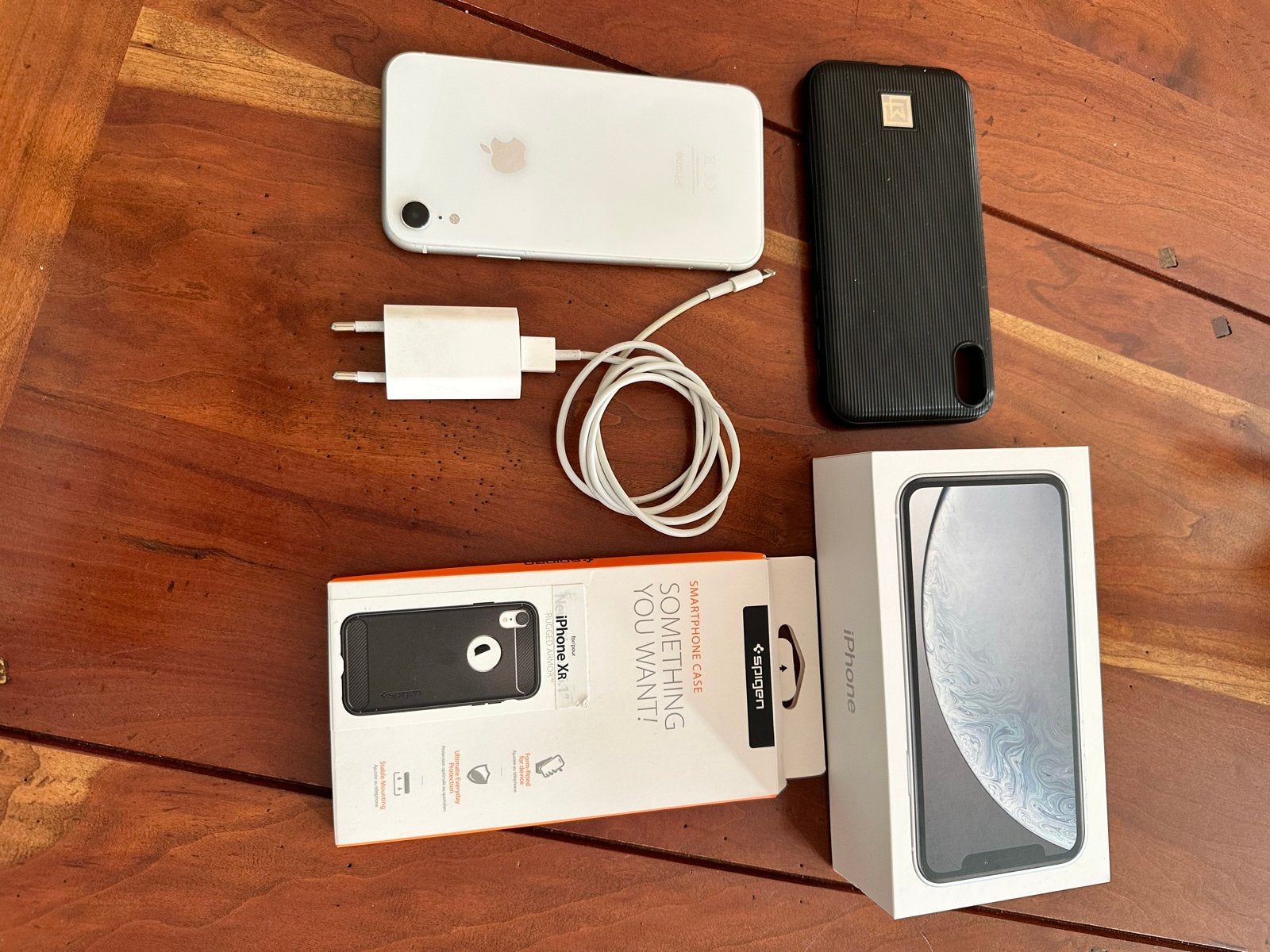 iPhone XR 128GB - Onbeschadigd met accessoires, Ophalen, Zo goed als nieuw, 128 GB, IPhone XR