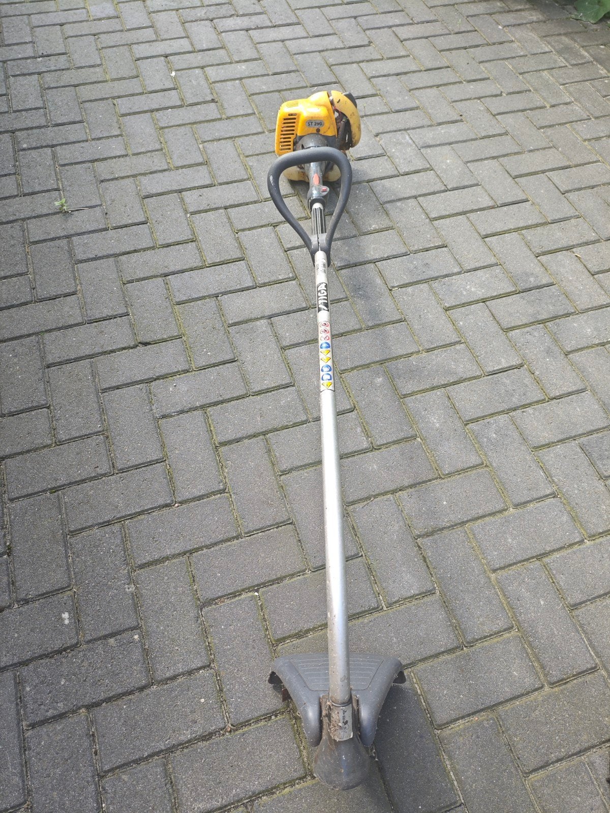 Stiga ST 290 Benzine Grastrimmer - Gebruikt, Tuin en Terras, Bosmaaiers, Ophalen, Benzine, Gebruikt, Stiga