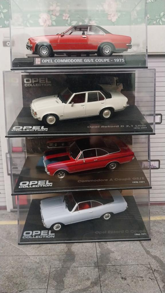 Verzameling opel modellen 22 stuks, Hobby en Vrije tijd, Modelauto's | 1:43, Ophalen of Verzenden, Zo goed als nieuw, Auto