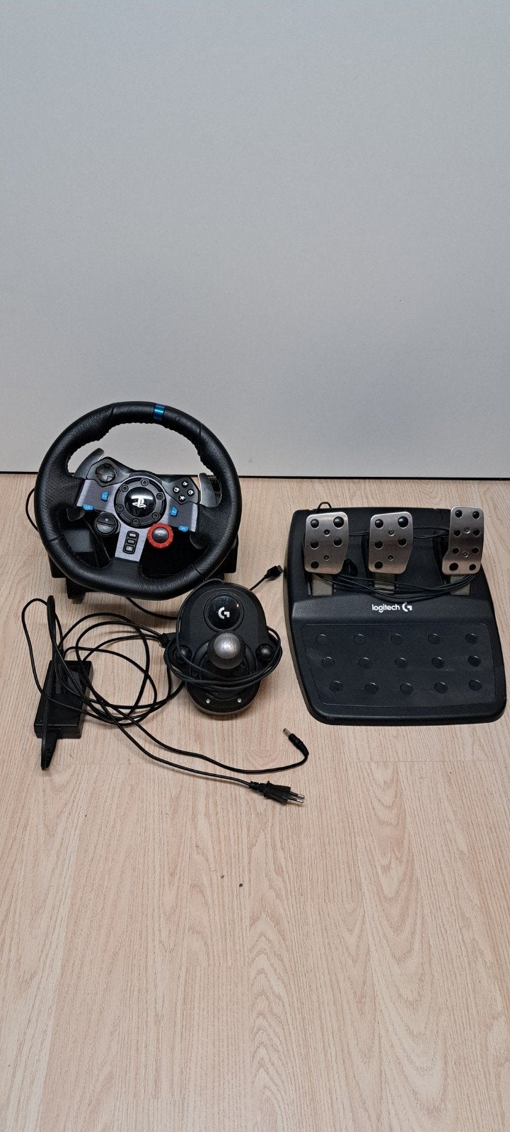 Logitech G29 racestuur met pedalen en shifter, Spelcomputers en Games, Ophalen of Verzenden, Gebruikt