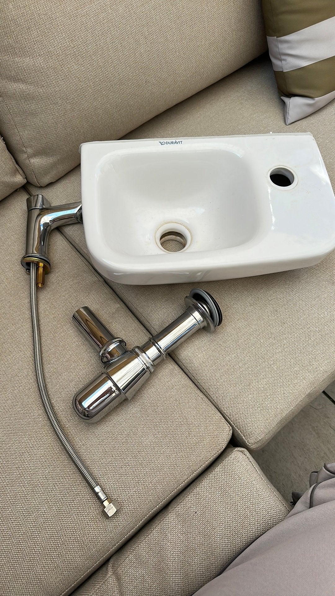 Wasbak wc met kraan, Ophalen, Zo goed als nieuw, Kraan