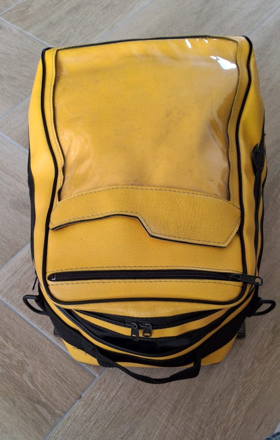 Bagster tanktas geel, Ophalen, Gebruikt