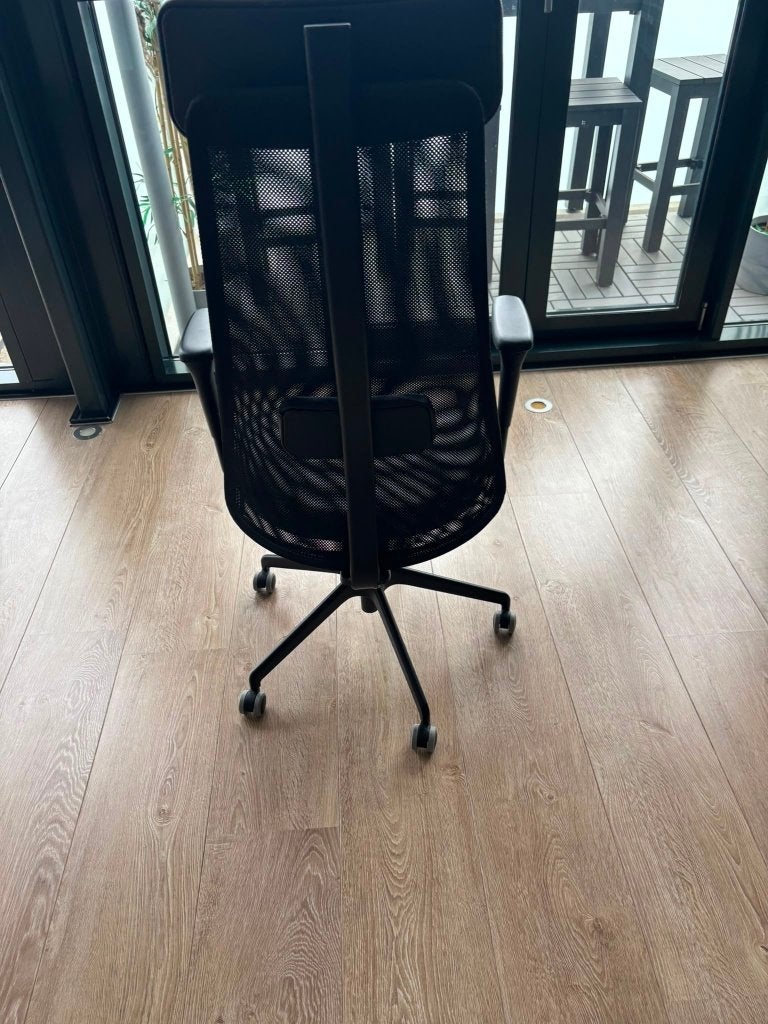 JÄRVFJÄLLET Office Chair from IKEA, Huis en Inrichting, Bureaustoelen, Ophalen, Zwart, Zo goed als nieuw, Bureaustoel