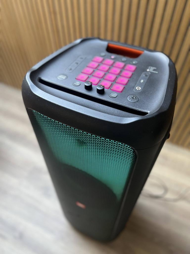 JBL Partybox 1000 als nieuw / 1100W ! XXL, Audio, Tv en Foto, Luidsprekers, Ophalen, JBL, Zo goed als nieuw, 120 watt of meer