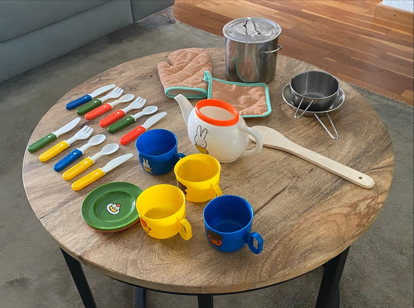 Uitgebreide speelgoed keukenspulletjes met Nijntje theepot, Ophalen of Verzenden, Gebruikt, Jongen of Meisje