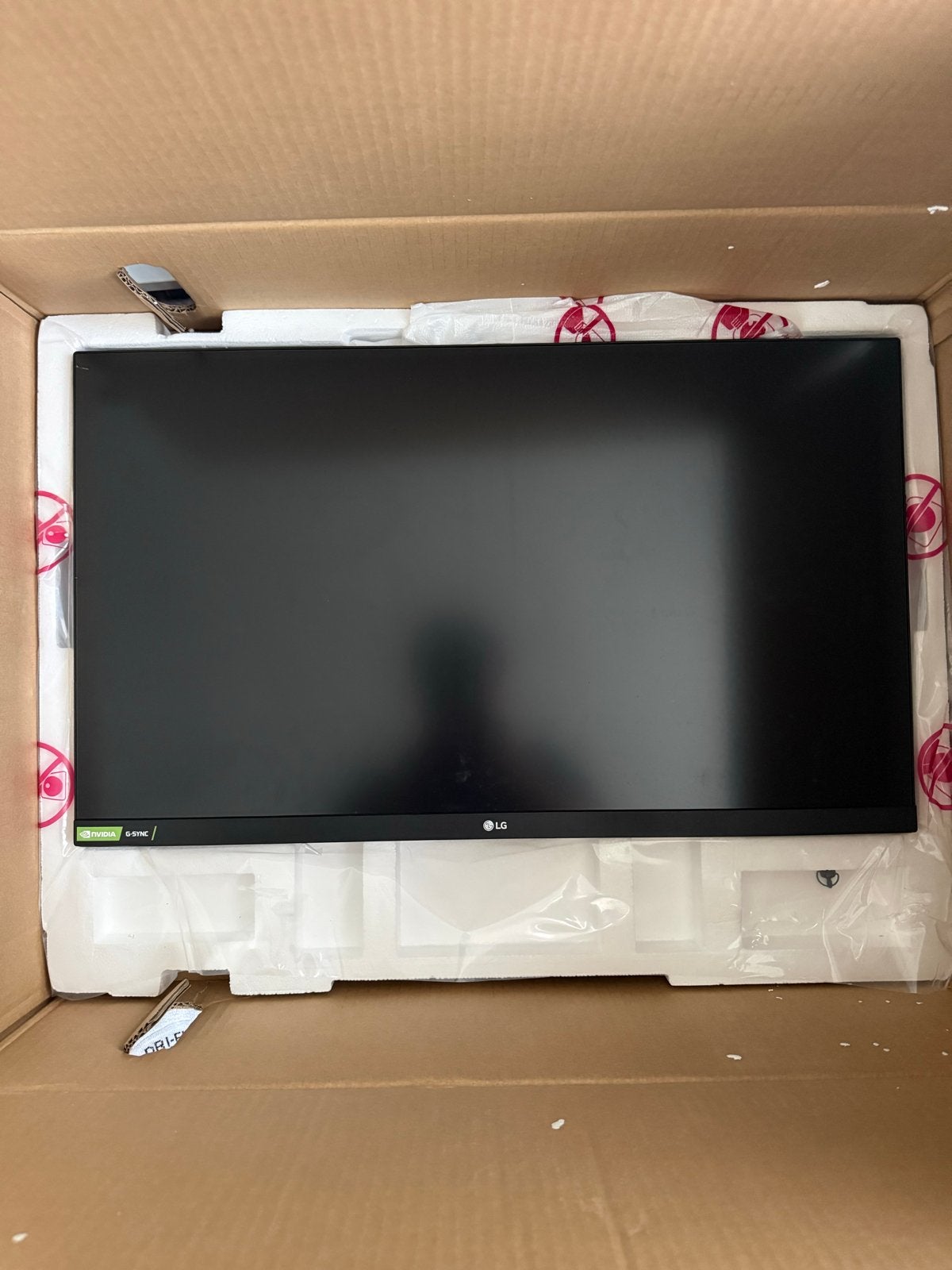 LG 27GN65R-B Ultragear Gaming Monitor - Zo goed als nieuw, Computers en Software, Gaming, HDMI, IPS, 101 t/m 150 Hz