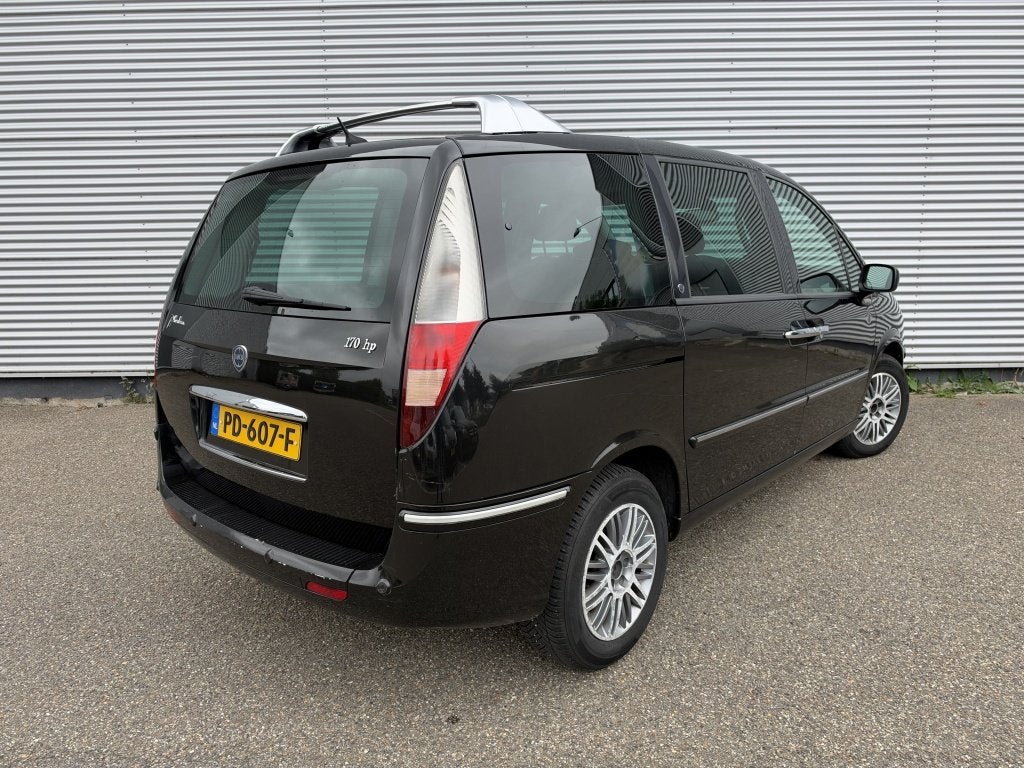Lancia Phedra 2.2 JTD Platino Automaat Leer Cruise 7 pers. A, Auto's, Gebruikt, 8 stoelen, 4 cilinders, Zwart