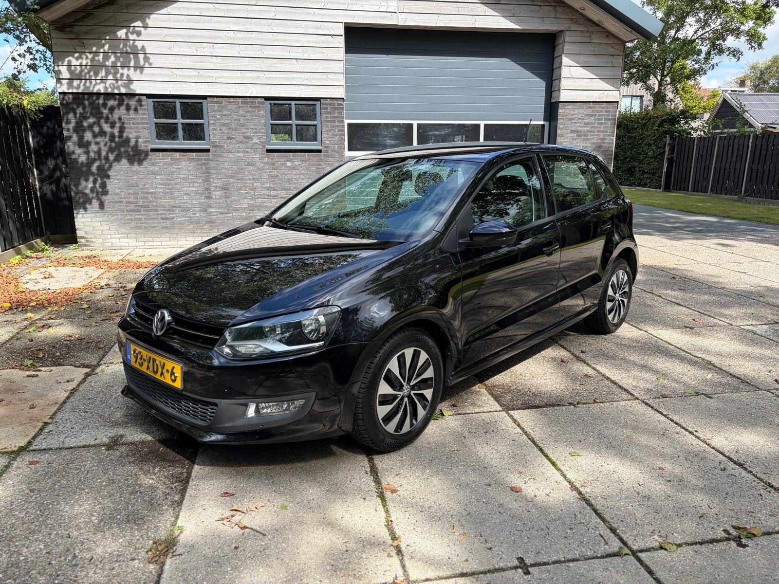 Volkswagen Polo 1.2 TSI 66KW 2012 5Deurs Vele opties, Auto's, Voorwielaandrijving, Euro 5, 40 €/maand, Zwart