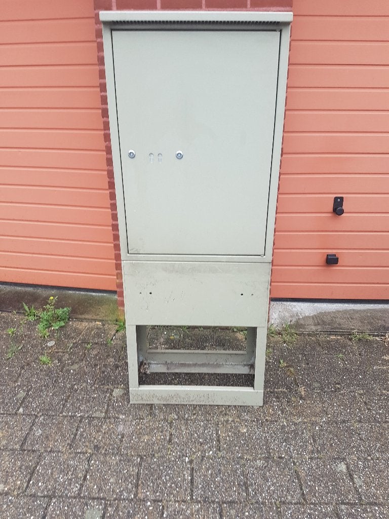 Elektra Straatkast RVS incl. sokkel, Ophalen, Gebruikt, Overige typen