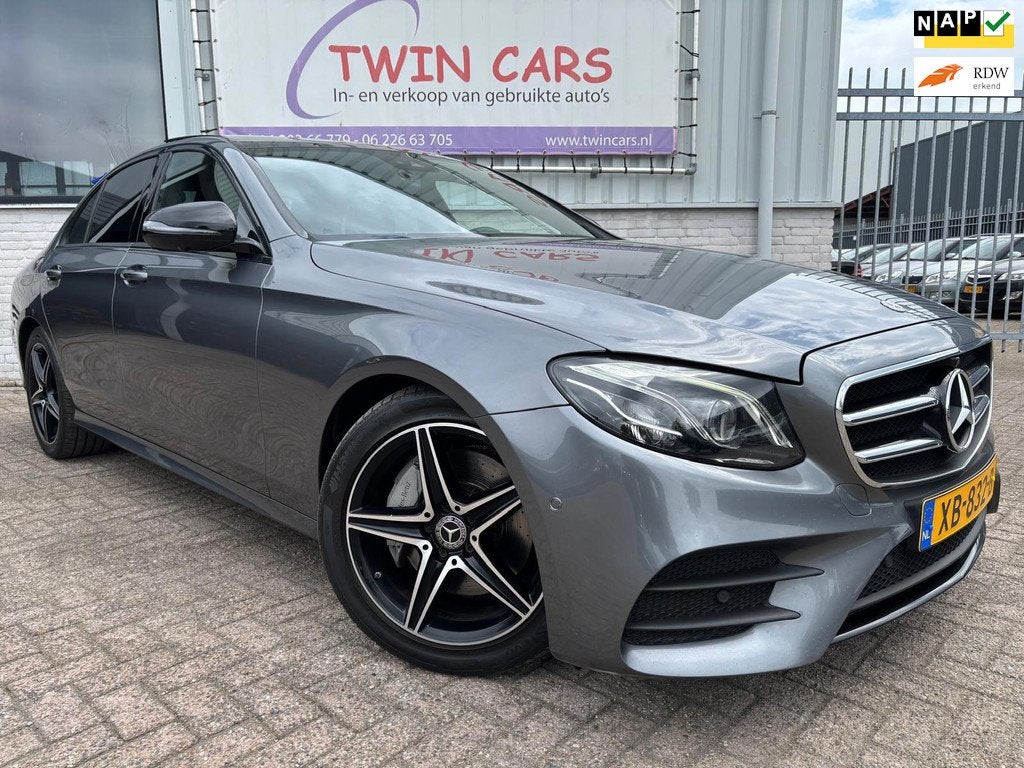 Mercedes-Benz E-klasse 200 d AMG PANO MULTIBEAM WIDESCREEN 3, Auto's, Automaat, Achterwielaandrijving, Gebruikt, 4 cilinders