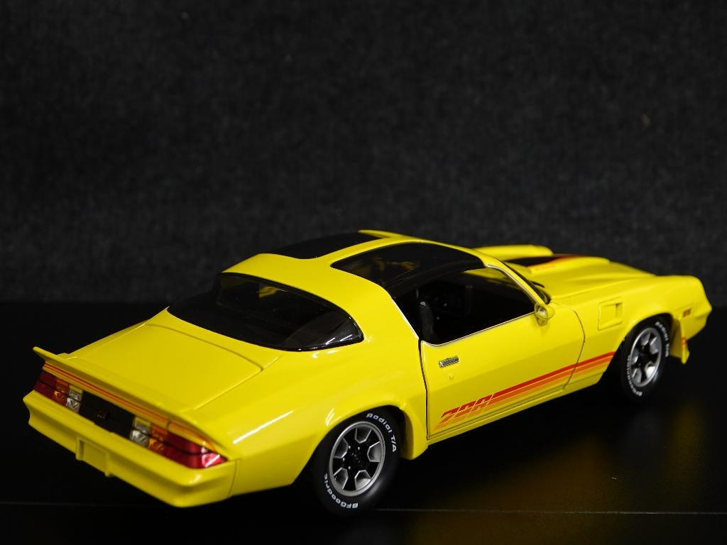 Greenlight 1:18 1980 Chevrolet Camaro Z28 T-Top geel, Overige merken, Auto, Onbekend, Nieuw