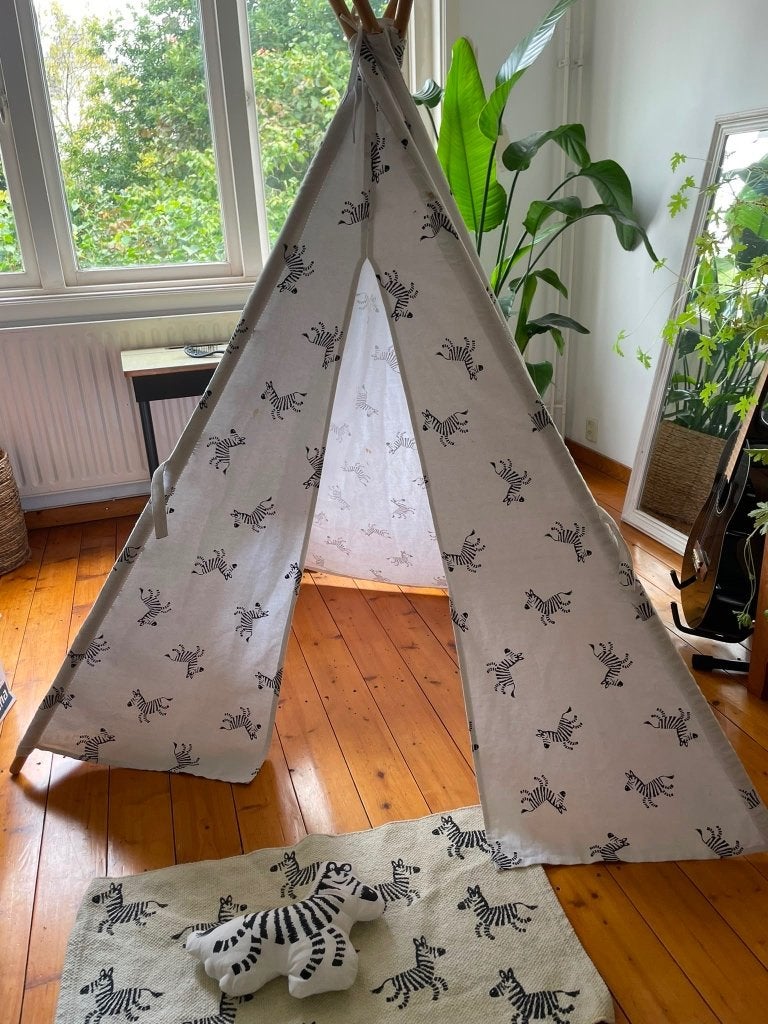 Tipi/ wigwam /speeltent met kleedje en kussen, Kinderen en Baby's, Ophalen, Gebruikt, Overige materialen